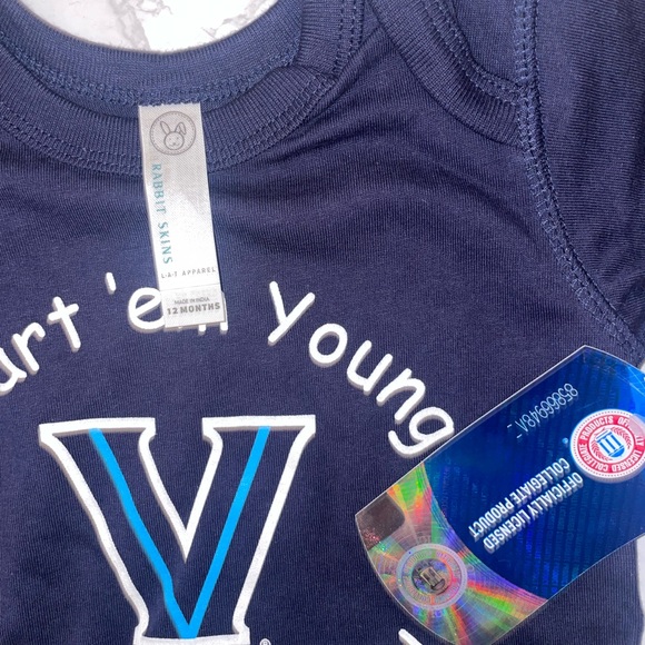 Villanova Onesie Bundle - Picture 4 of 4
